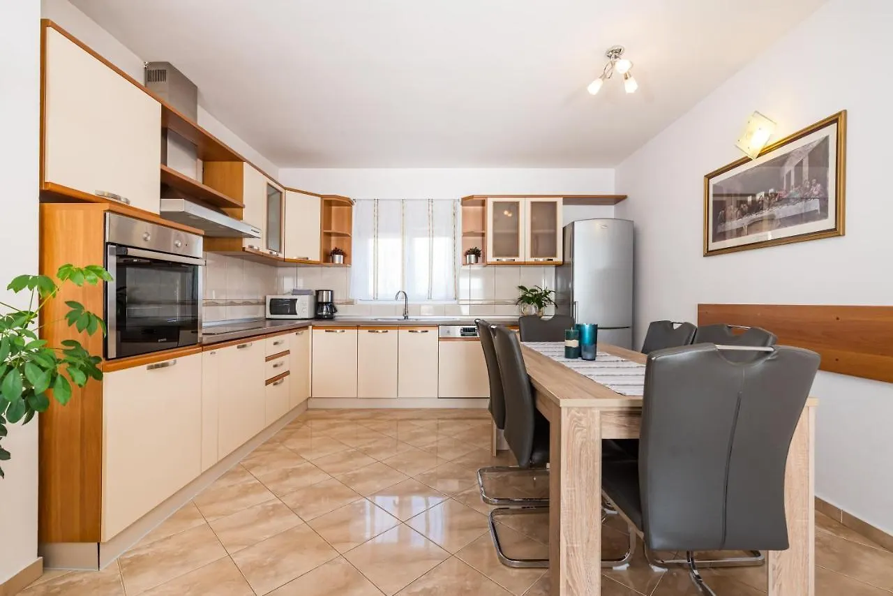 Apartments By The Sea Maslenica, Novigrad - 21903 Jasenice  0*, Jasenice (Zadar)